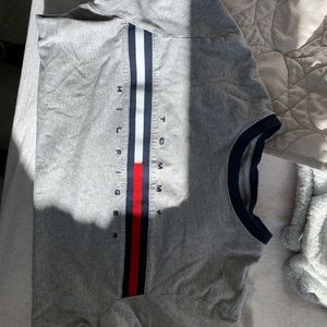 Oversized Tommy Hilfiger tee